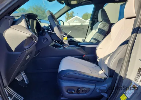 2024 Lexus Tx 500H F Sport Premium z USA, uszkodzony, nr VIN 5TDABAB69RS001468